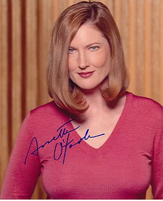 Annette O'Toole autograph
