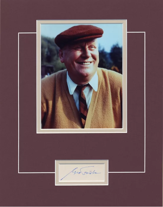 Gert Frobe autograph