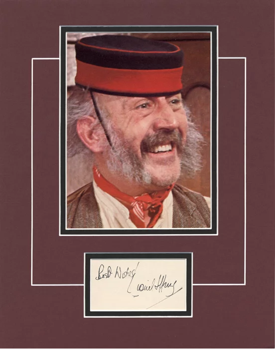 Lionel Jeffries autograph