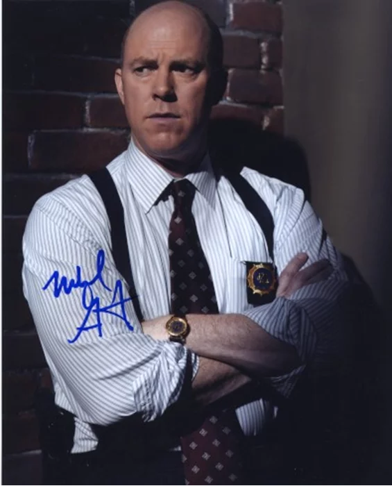 Michael Gaston autograph
