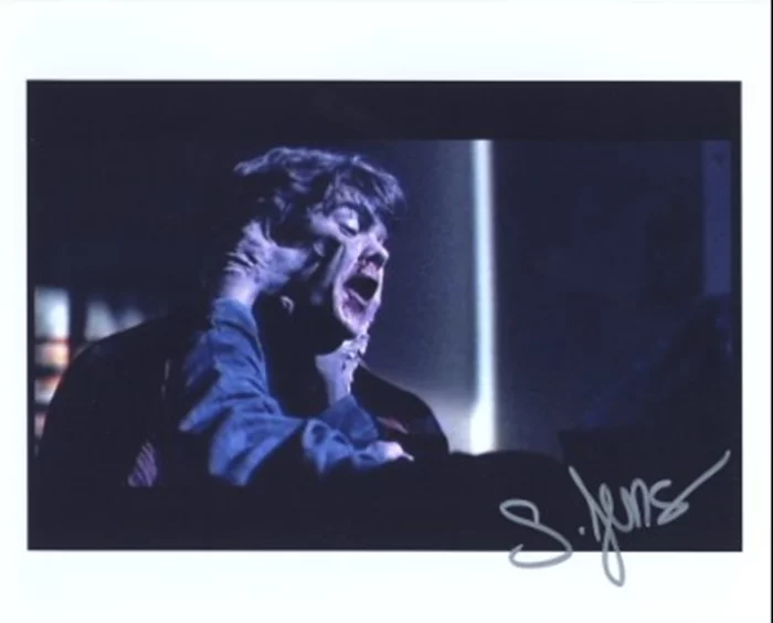 Sasha Jenson autograph