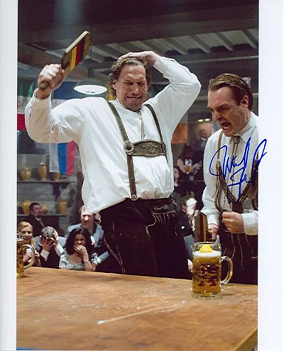 Will Forte autograph