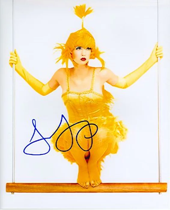 Ivanka Trump autograph