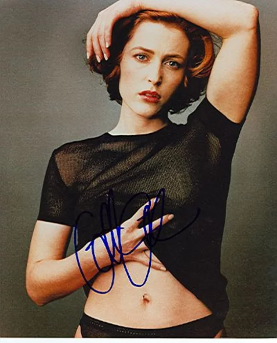 Gillian Anderson autograph