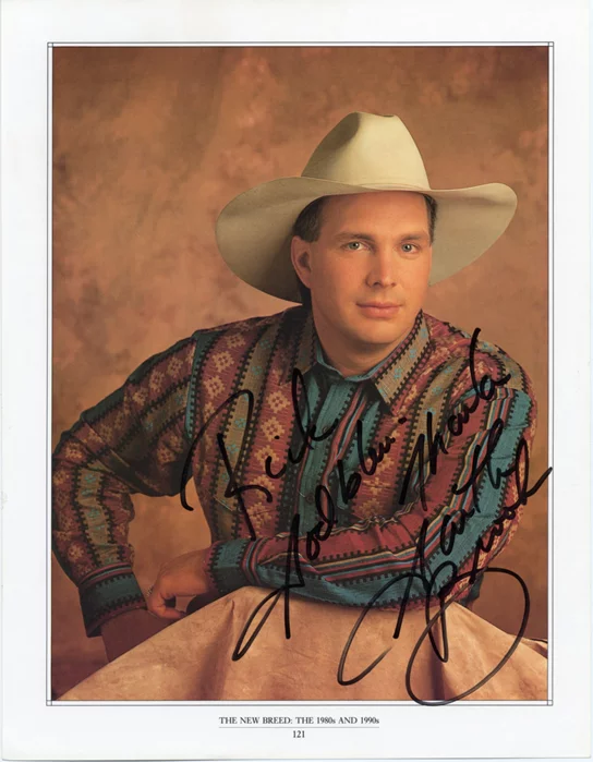 Garth Brooks autograph