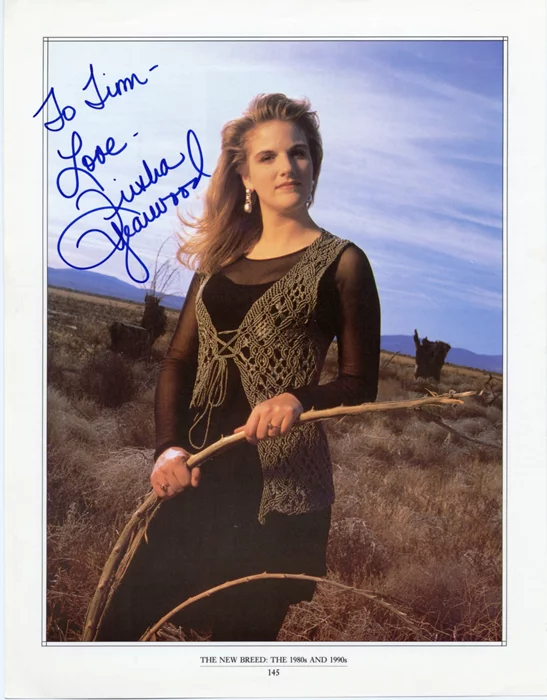 Trisha Yearwood autograph