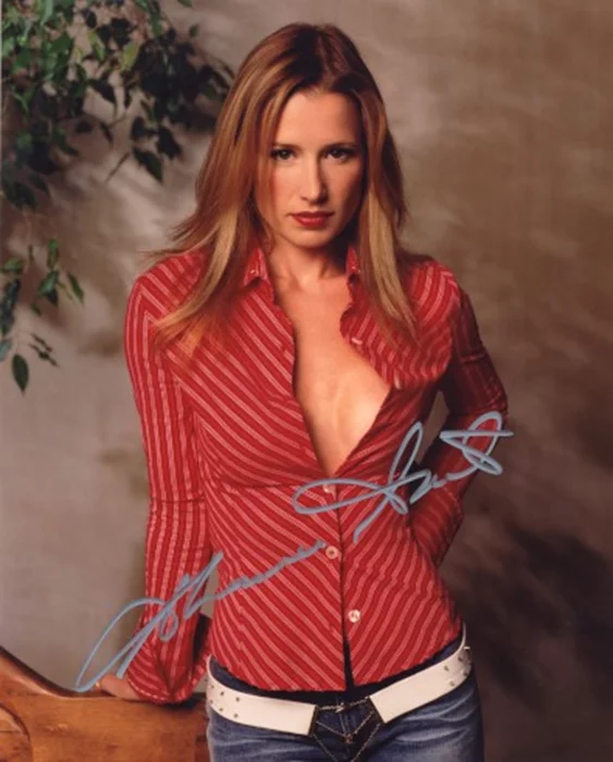 Shawnee Smith autograph