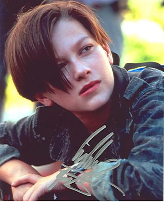 Eddie Furlong autograph