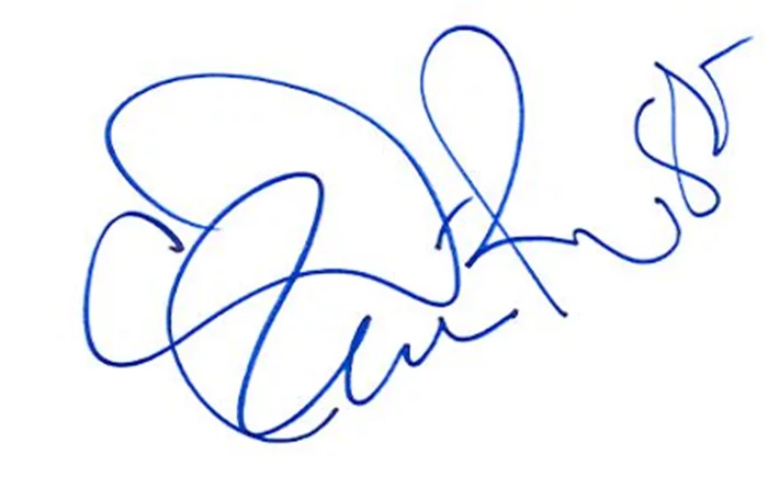 Rene Russo autograph