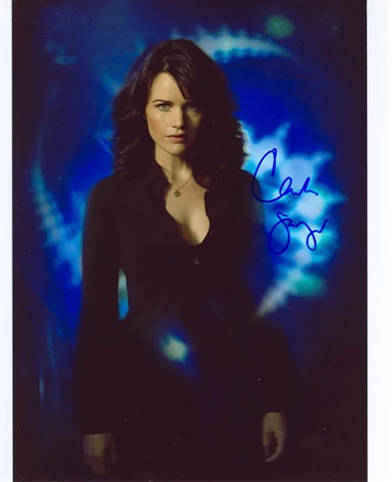 Carla Gugino autograph