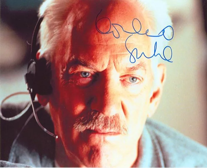 Donald Sutherland autograph