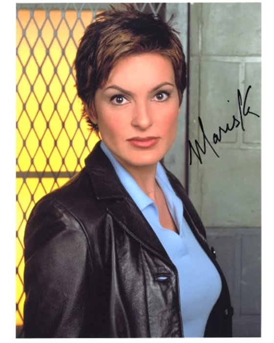 Mariska Hargitay autograph