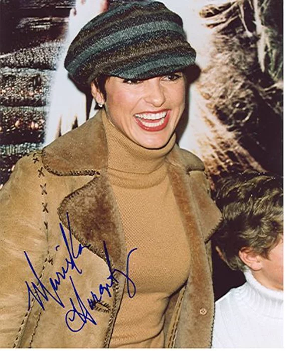 Mariska Hargitay autograph