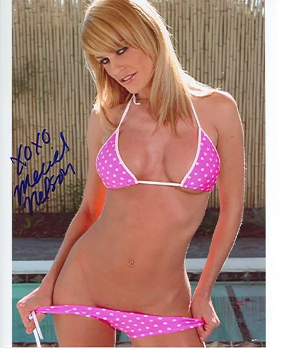 Meriah Nelson autograph