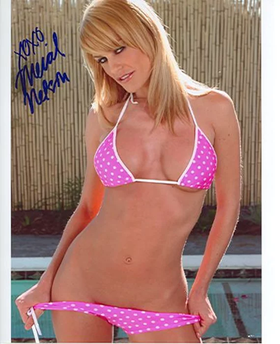 Meriah Nelson autograph