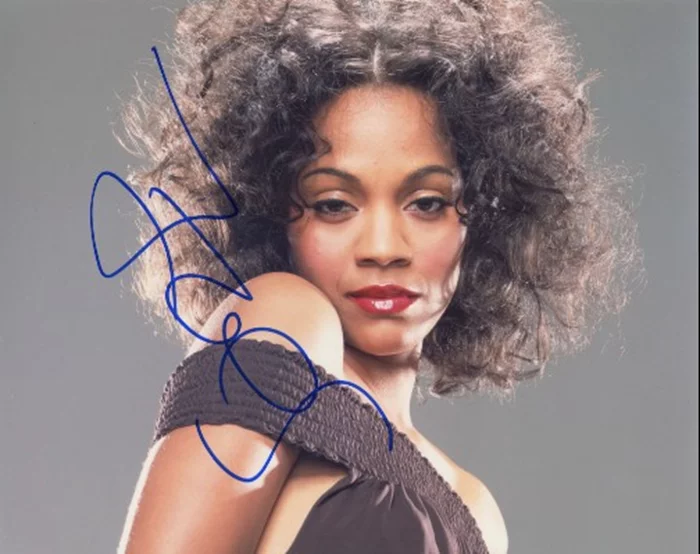 Zoe Saldana autograph