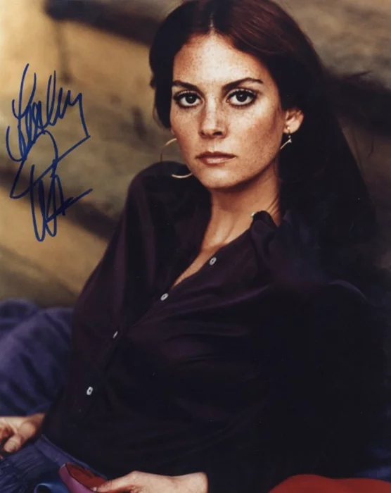 Lesley Ann Warren autograph