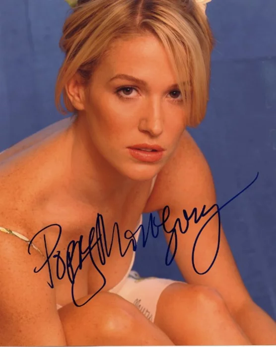 Poppy Montgomery autograph