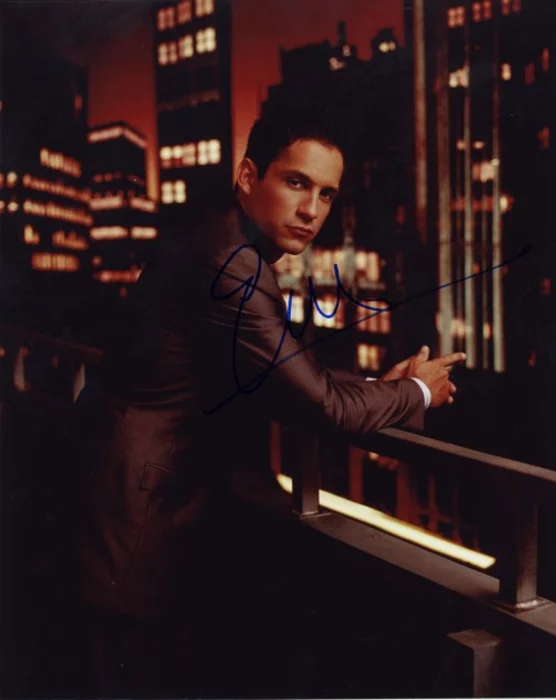 Enrique Murciano autograph