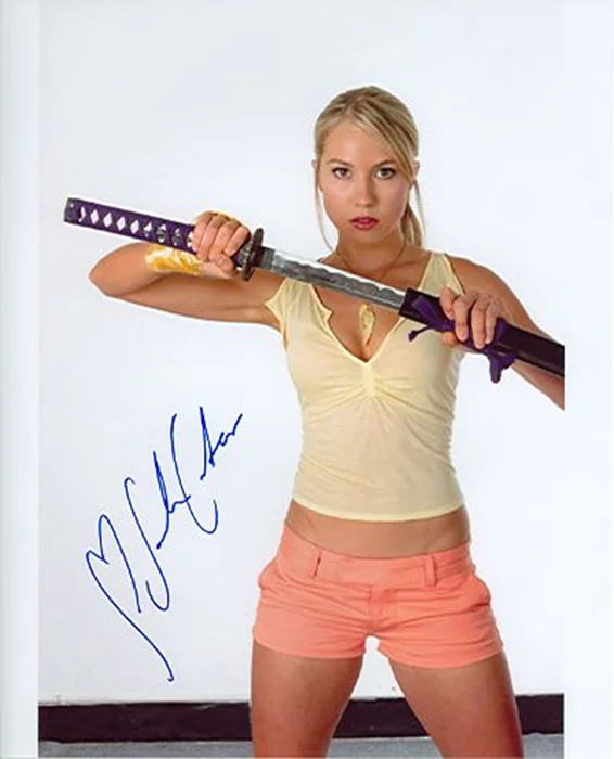 Sarah Carter autograph