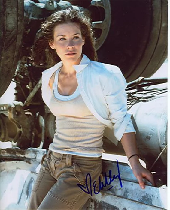 Evangeline Lilly autograph