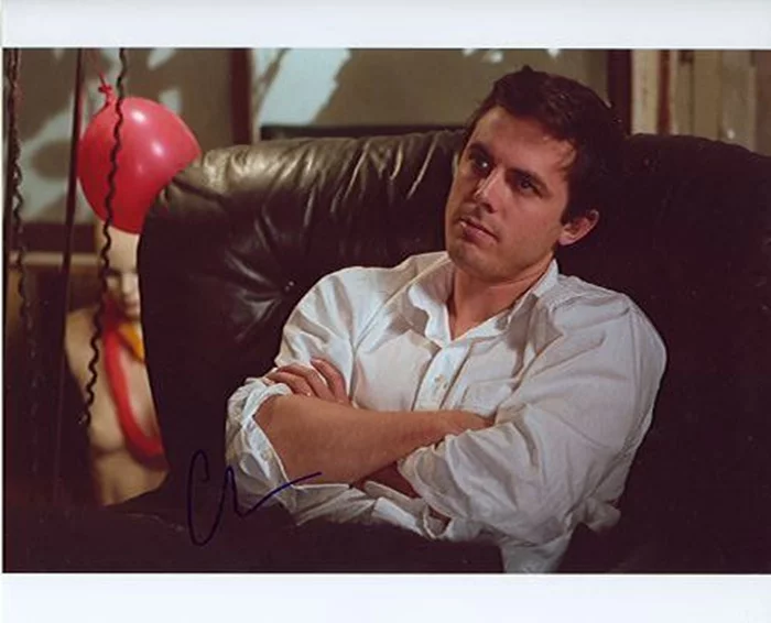 Casey Affleck autograph
