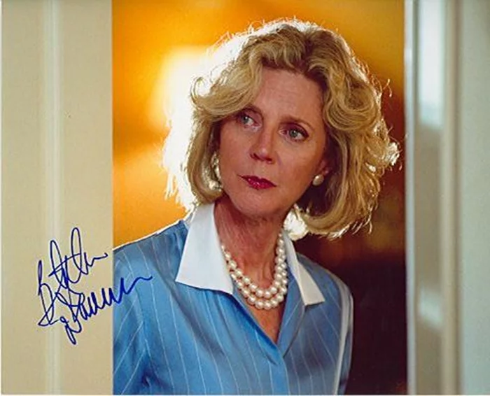 Blythe Danner autograph
