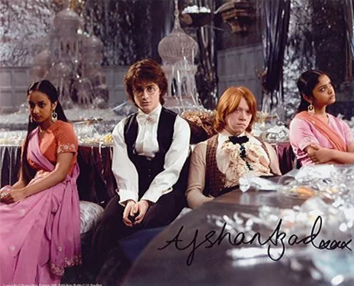 Afshan Azad autograph