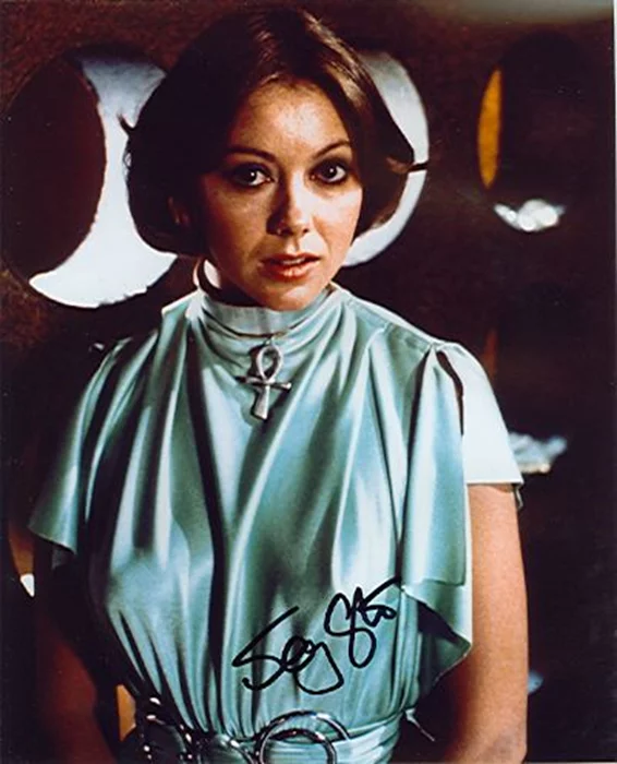 Jenny Agutter autograph