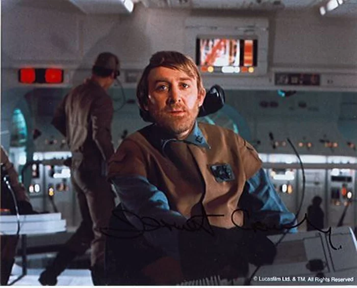 Dermot Crowley autograph