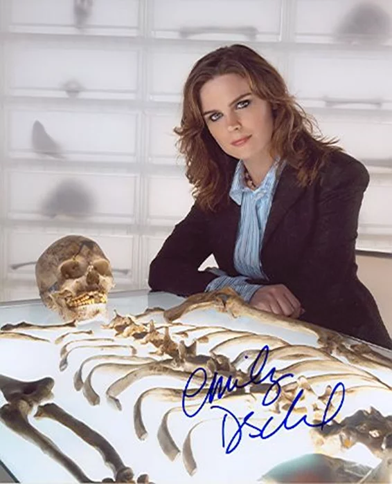 Emily Deschanel autograph