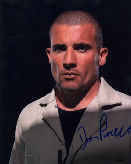 Dominic Purcell autograph