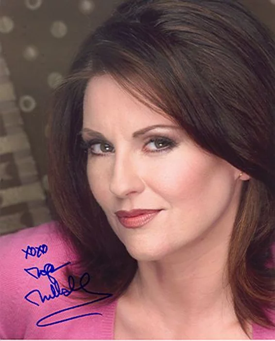 Megan Mullally autograph