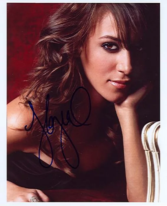 Haylie Duff autograph
