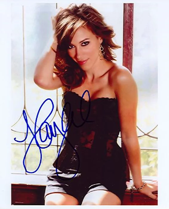 Haylie Duff autograph