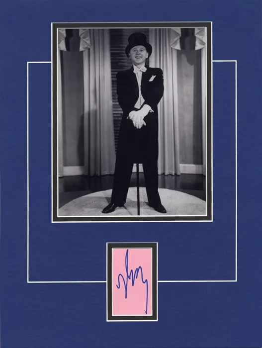 Mickey Rooney autograph