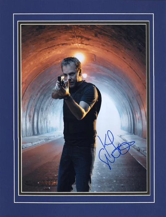 Kiefer Sutherland autograph