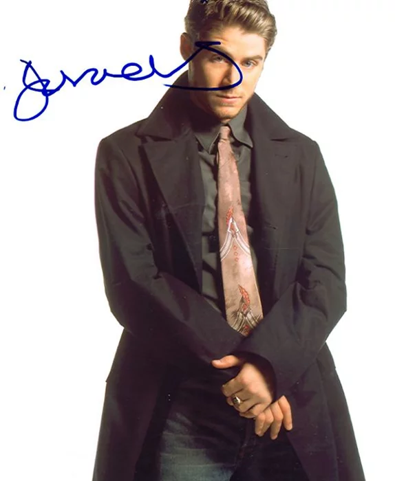 Jon Abrahams autograph