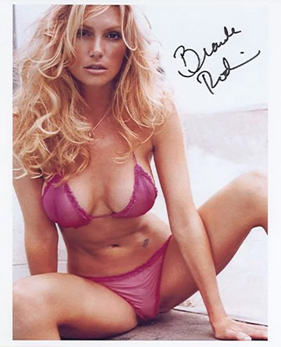 Brande Roderick autograph