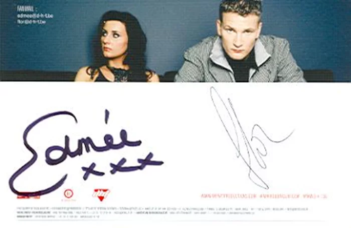 D.H.T. autograph