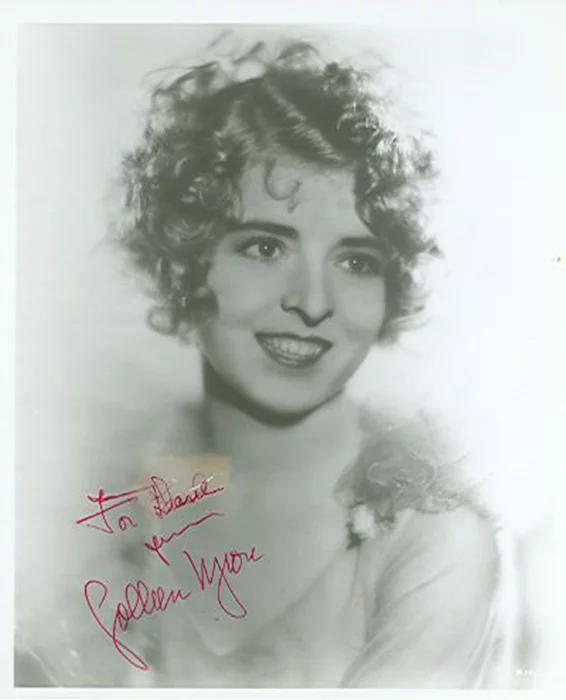 Colleen Moore autograph