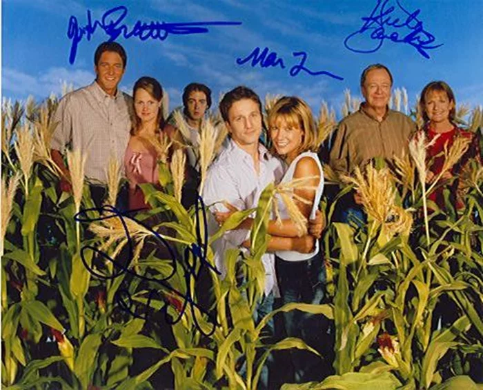 Married To The Kellys autograph