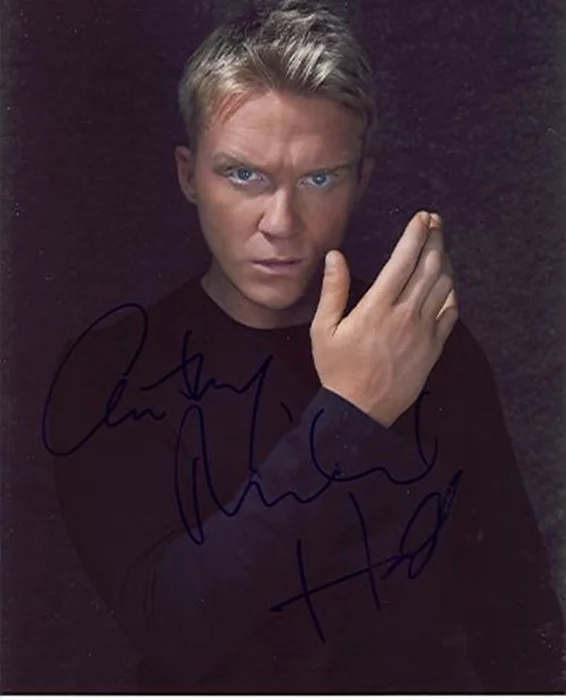 Anthony Michael Hall autograph