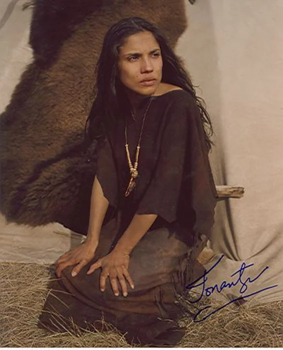 Tonantzin Carmelo autograph