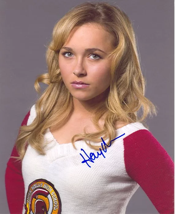 Hayden Panettiere autograph