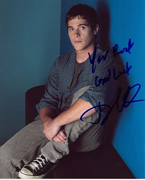 Dave Annable autograph