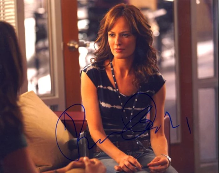 Rosemarie DeWitt autograph