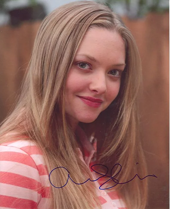 Amanda Seyfried autograph