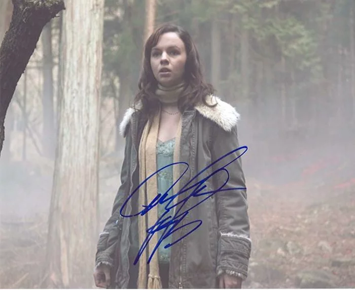 Amber Tamblyn autograph