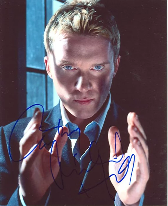 Anthony Michael Hall autograph
